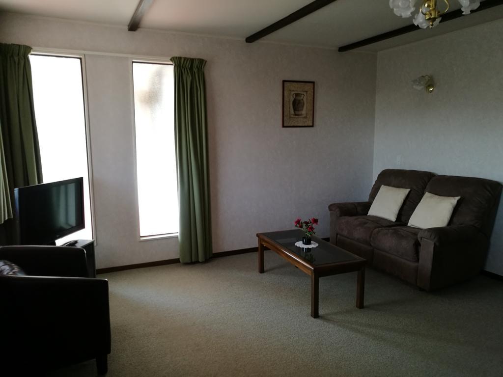Hacienda Motel Invercargill Extérieur photo