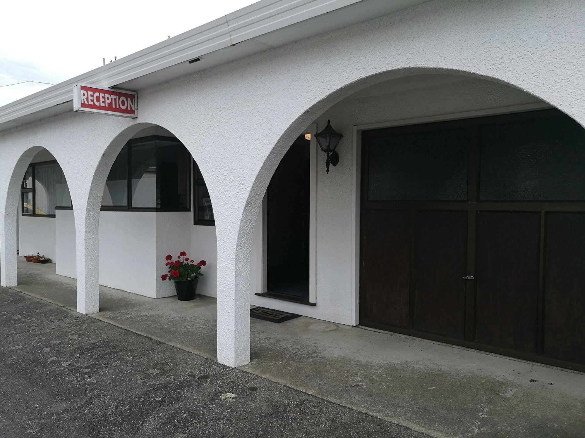 Hacienda Motel Invercargill Extérieur photo