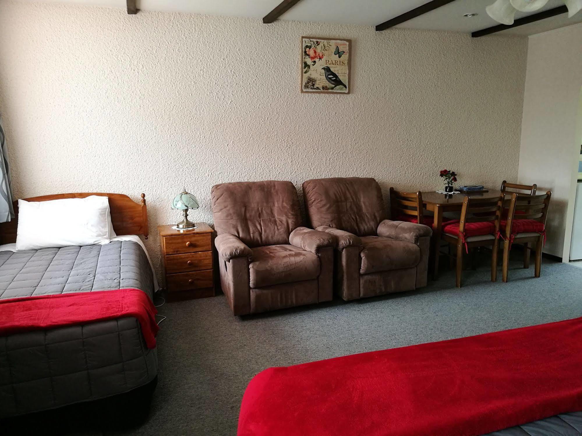 Hacienda Motel Invercargill Extérieur photo