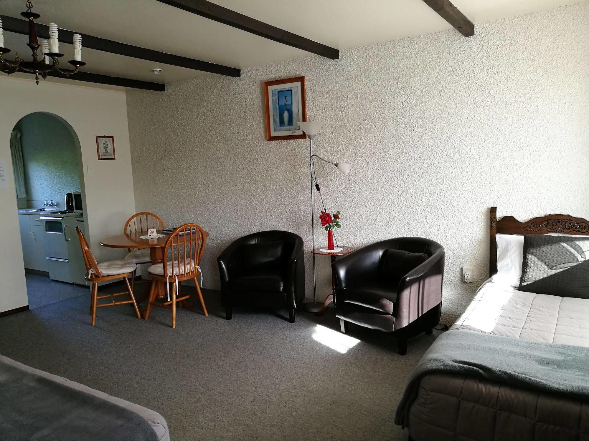 Hacienda Motel Invercargill Extérieur photo