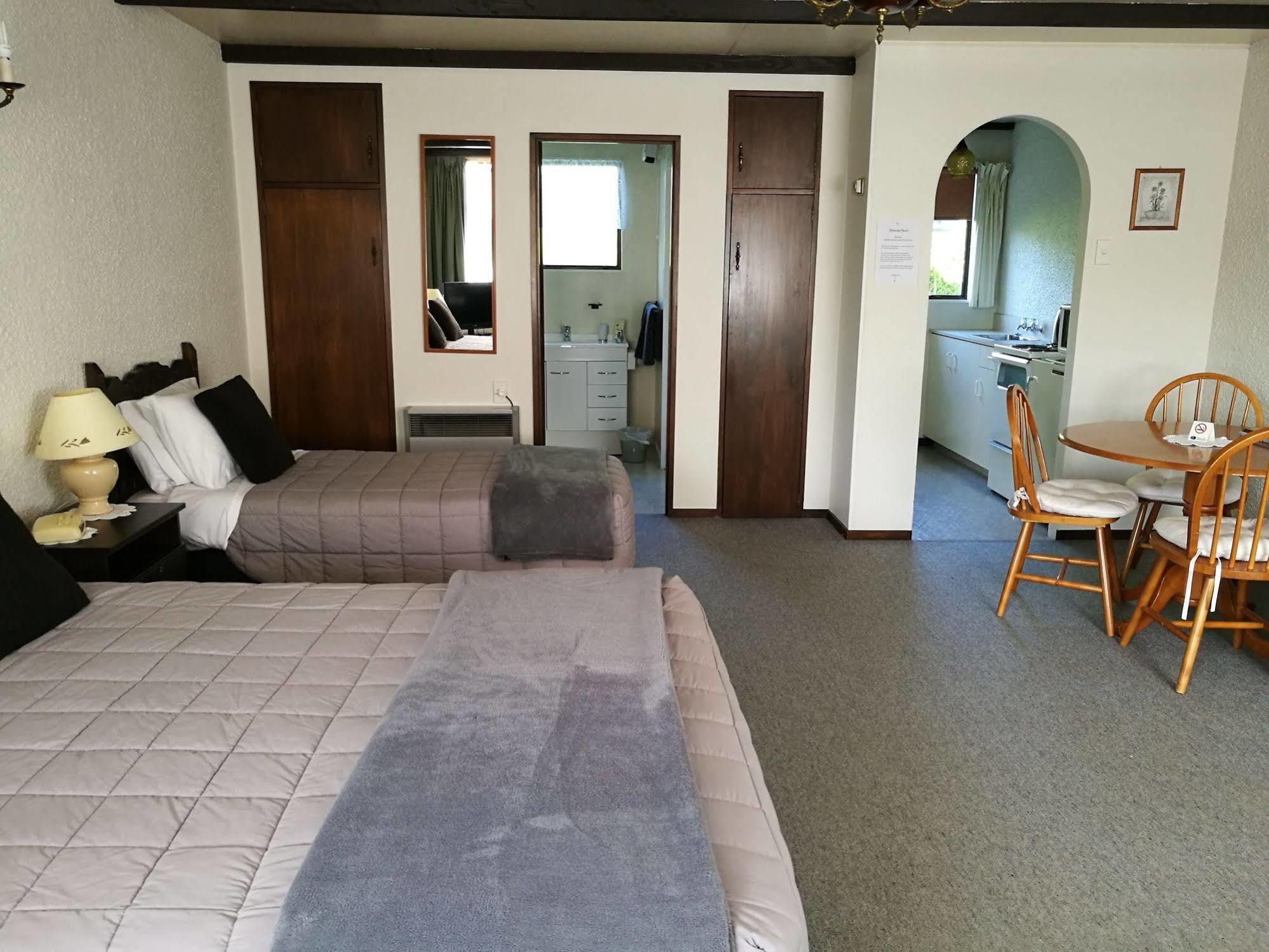 Hacienda Motel Invercargill Extérieur photo